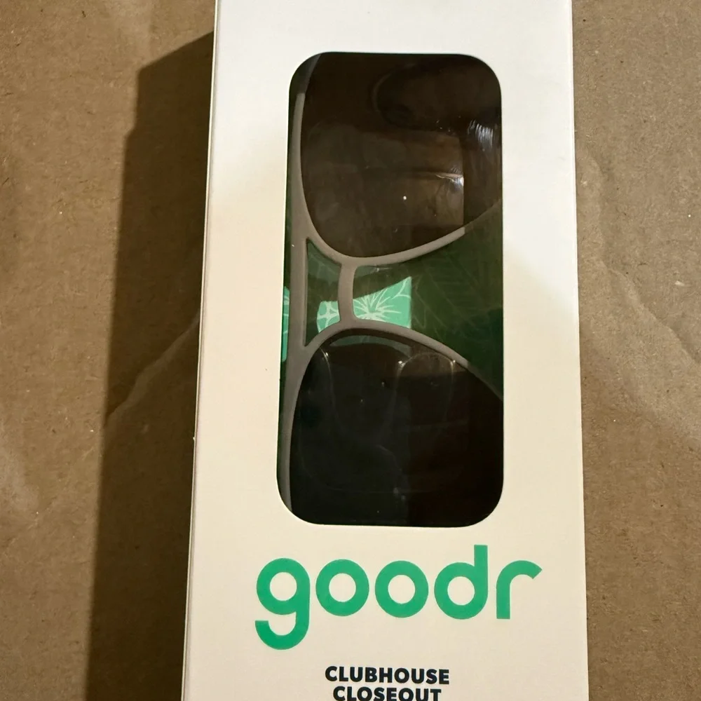 goodr Mach G clubhouse closeout Aviator Sunglasses in Gray - Picture 2 of 4